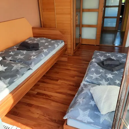 S Výhledem Na Radhošť